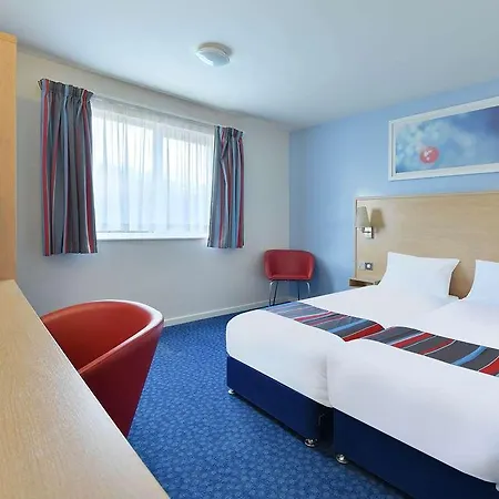 Travelodge Carlisle M6 Отель 3*